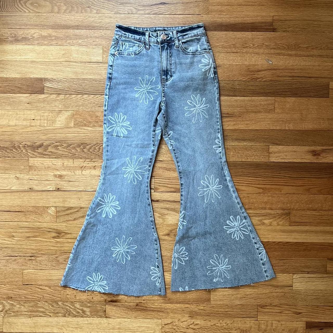 Wild Fable Women's Blue and White Jeans